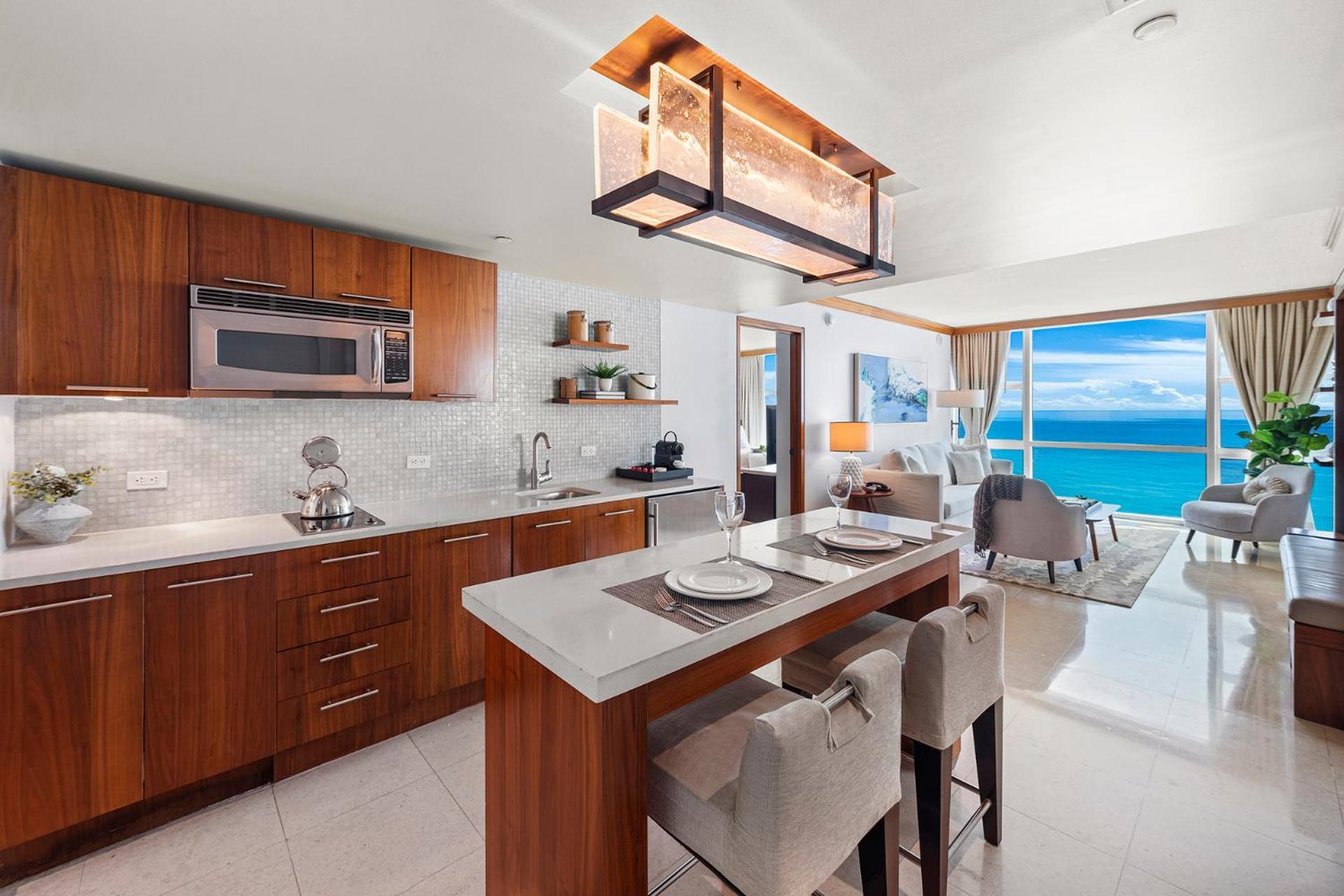2 Bedroom Private Residence At Carillon Miami Resort -522 Miami Beach Exterior photo